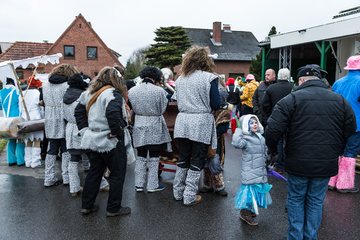 Bild 38 - Latuff Umzug